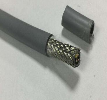 拖链用高柔性PUR屏蔽数据传输电缆