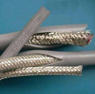 双护套中度柔性耐弯曲屏蔽电缆