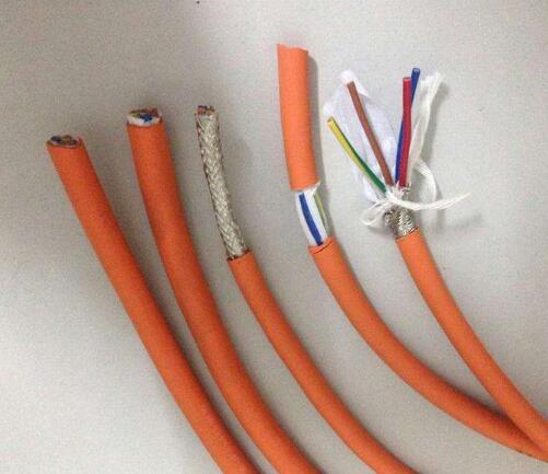 耐弯曲耐磨抗拉柔性电缆